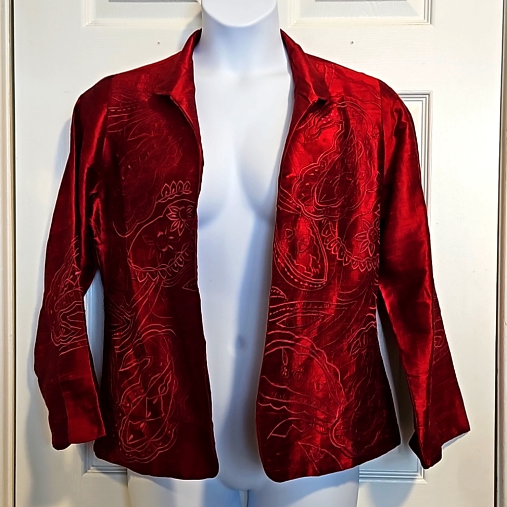 Anu, 100% silk, embroidered, open front, lined, jacket. Size M